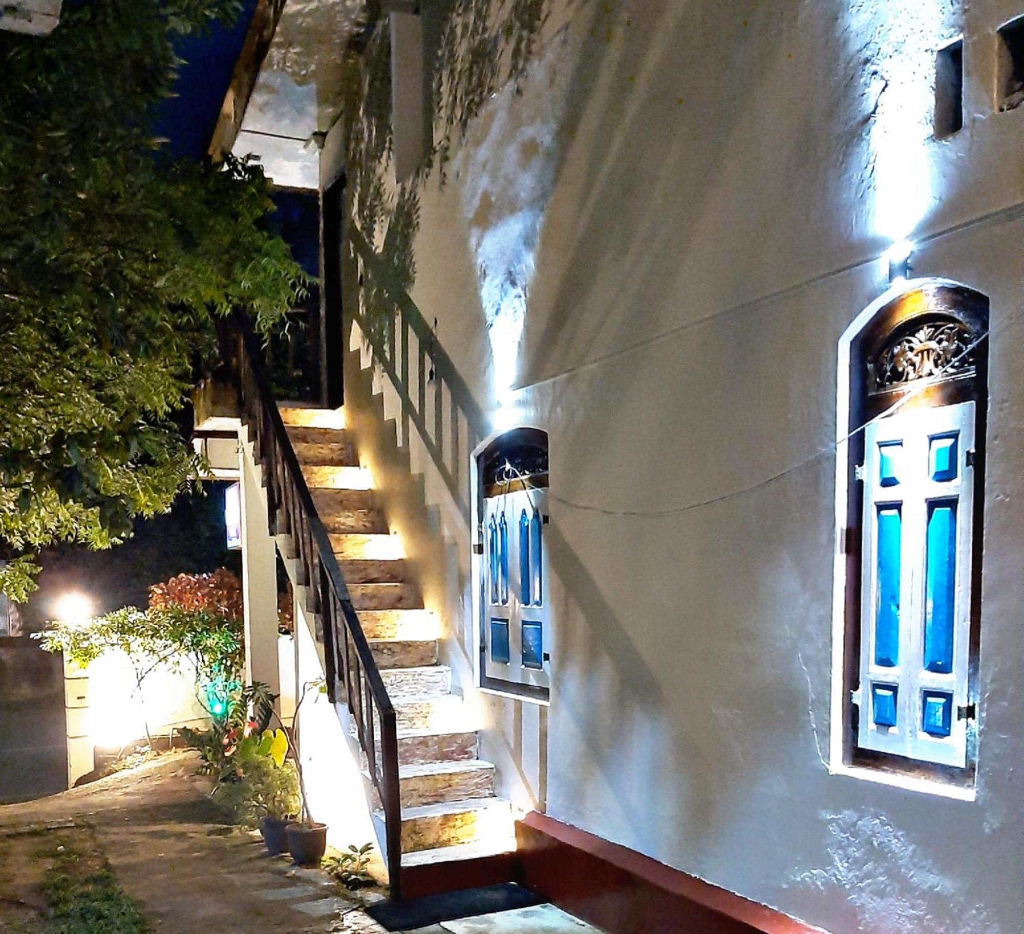 Villa Blue Ocean Mirissa Exterior foto